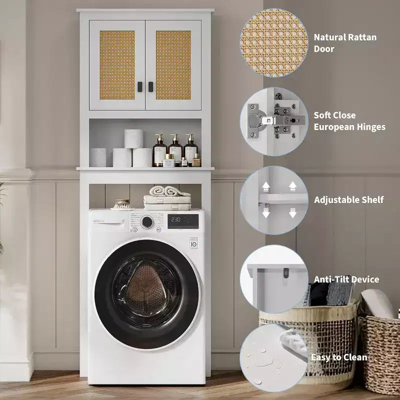 Armario de Almacenamiento para Inodoro Estilo Rústico Blanco con Puertas de Ratán Natural, Estante Ajustable, Organizador de Baño Versátil
