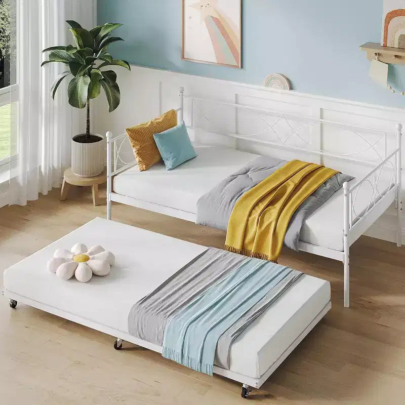 Cama nido doble de metal con colchón adicional, estructura resistente, ruedas con freno y listones de metal. Ideal para dormitorio, habitación de invitados o sala de estar.