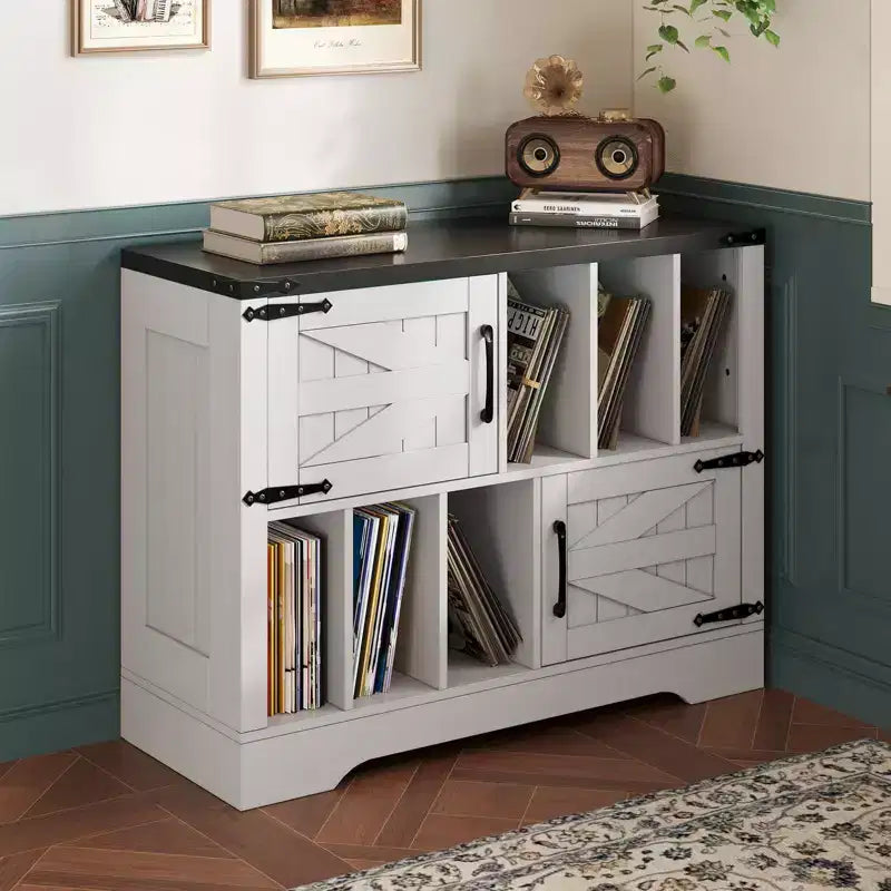 Mueble grande de vinilos de 39 pulgadas, tocadiscos de madera estilo rústico con gabinete de almacenamiento y 2 puertas de granero para sala de estar o dormitorio, blanco